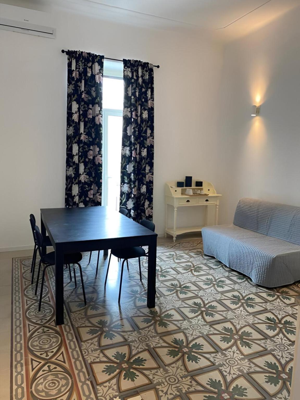 Bari Landlord 242 - Central Station Apartments 外观 照片